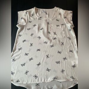 Woman butterfly top